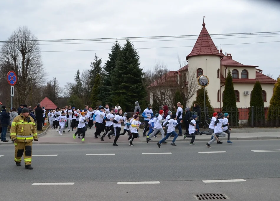 W biegu w Raniżowie wzięli udział zarówno młodsi jak i starsi mieszkańcy.