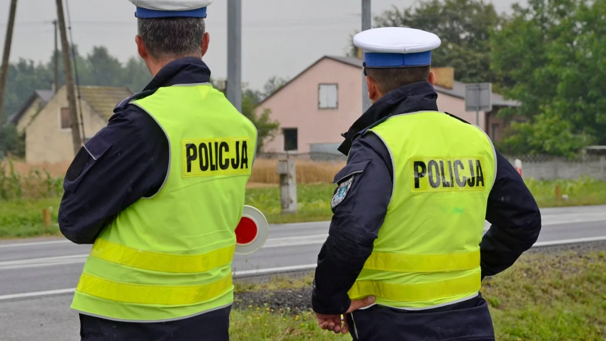 Pędził ponad 100 km/h po Wilczej Woli. 27-letni kierowca stracił prawo jazdy i słono zapłacił - Zdjęcie główne