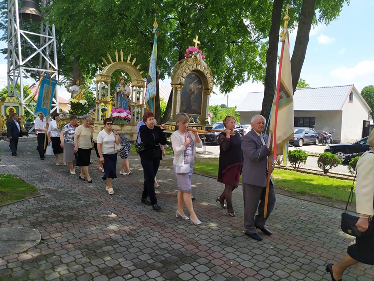 Boże Ciało. Procesje ulicami powiatu kolbuszowskiego. Gdzie? Czy będą utrudnienia w ruchu? - Zdjęcie główne