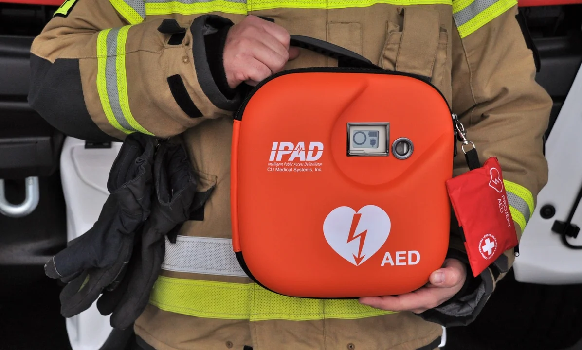 Nowy sprzęt do ratowania życia na wyposażeniu strażaków z OSP Kupno. To prezent od mieszkańców - Zdjęcie główne