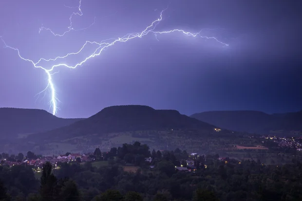 Podkarpacie: Alert burzowy najwyższego stopnia! Może być bardzo niebezpiecznie - Zdjęcie główne