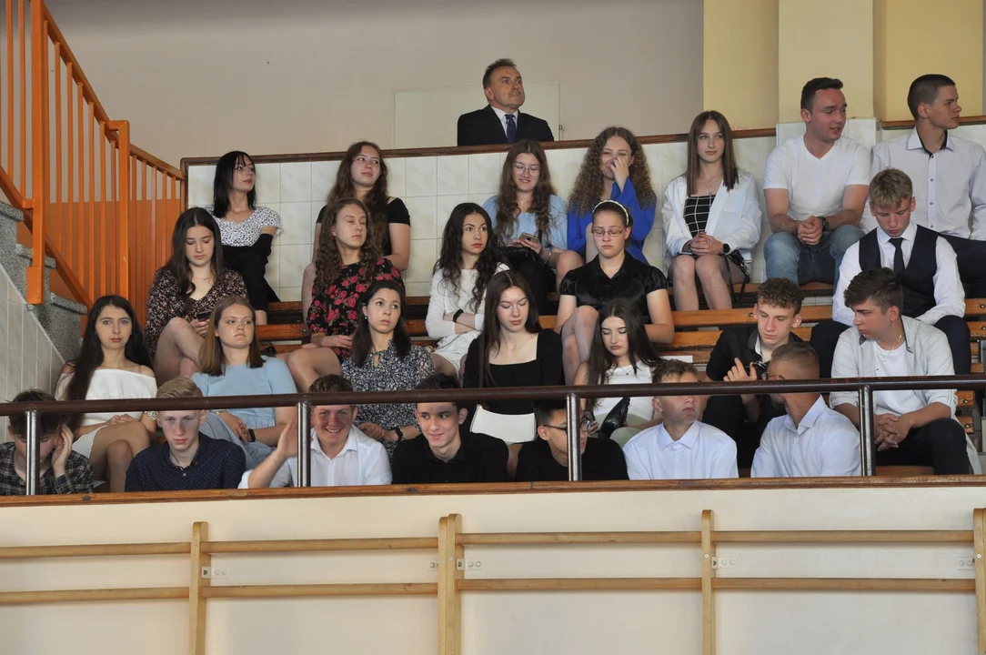 Zakończenie roku szkolnego w kolbuszowskim LO [ZDJĘCIA] - Zdjęcie główne