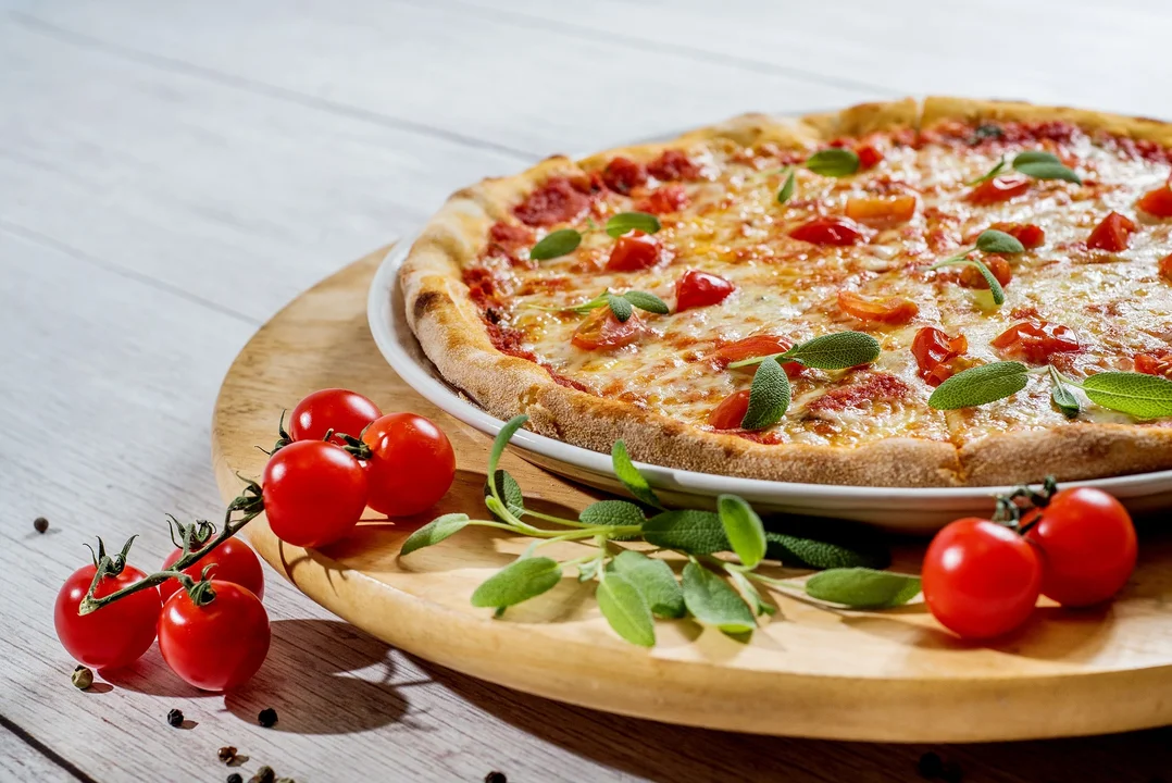Najlepsza pizza w powiecie kolbuszowskim to... Sprawdź TOP 5 lokali polecanych na Googlach [ZDJĘCIA] - Zdjęcie główne