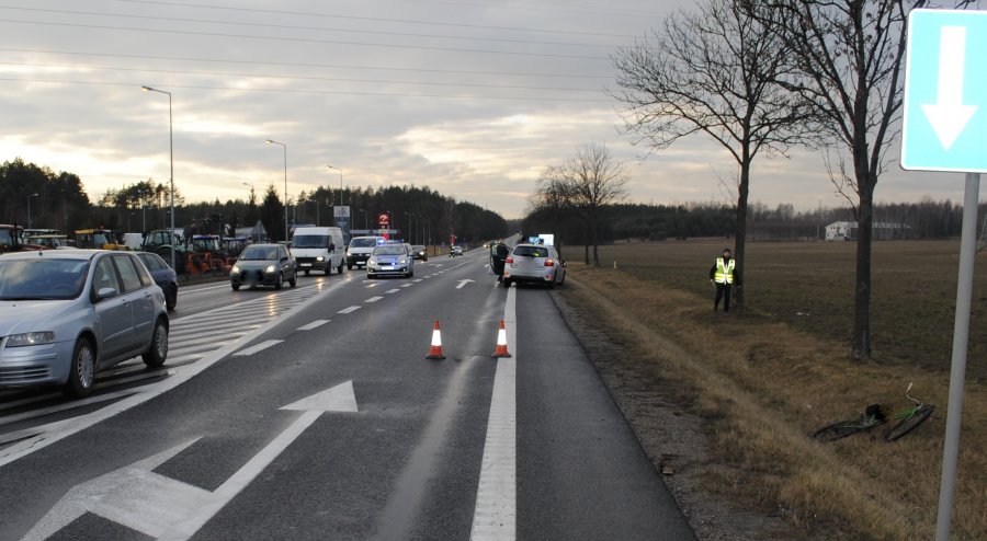 Potrąciła pijanego rowerzystę [FOTO] - Zdjęcie główne