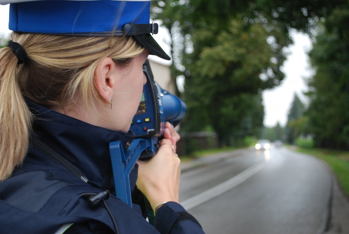 Z REGIONU: Nielegalne wyścigi w Rzeszowie. Skontrolowano ponad 90 aut i kierowców  - Zdjęcie główne