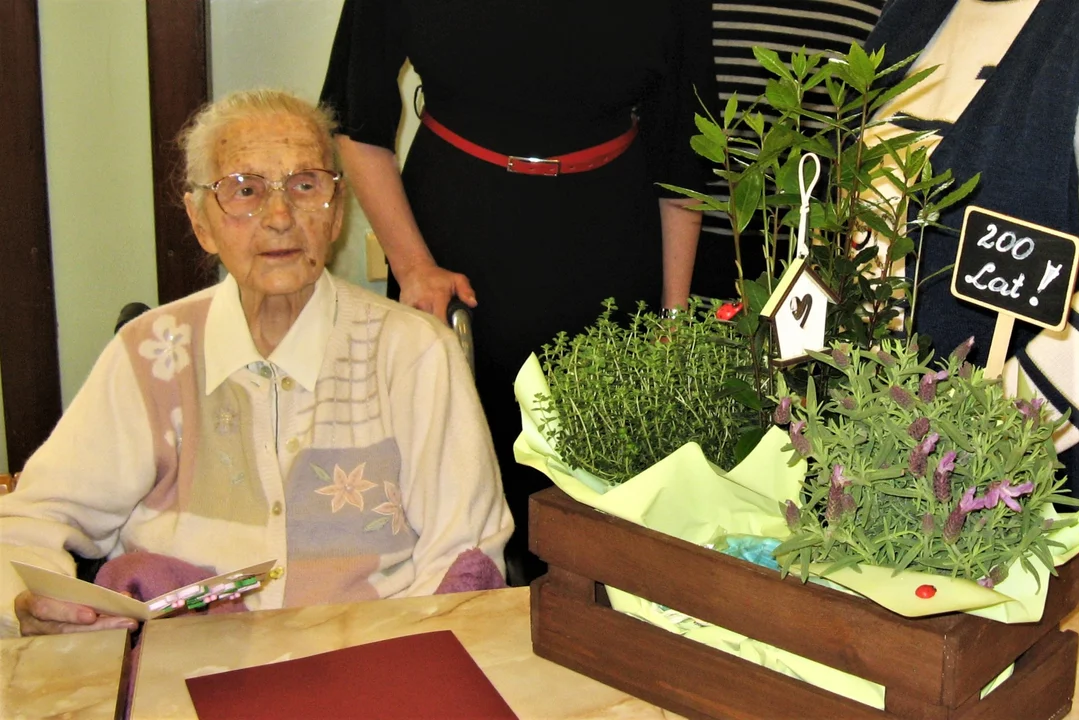 Pani Stefania obchodziła swoje 103 urodziny. 