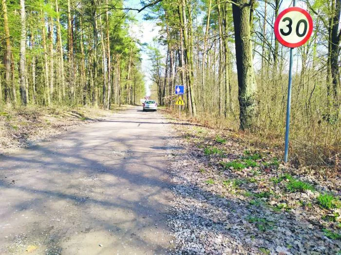 Radni z gminy Cmolas wnioskują o remont dróg. Szczególnie na Jamnicę i Złotą Górę - Zdjęcie główne