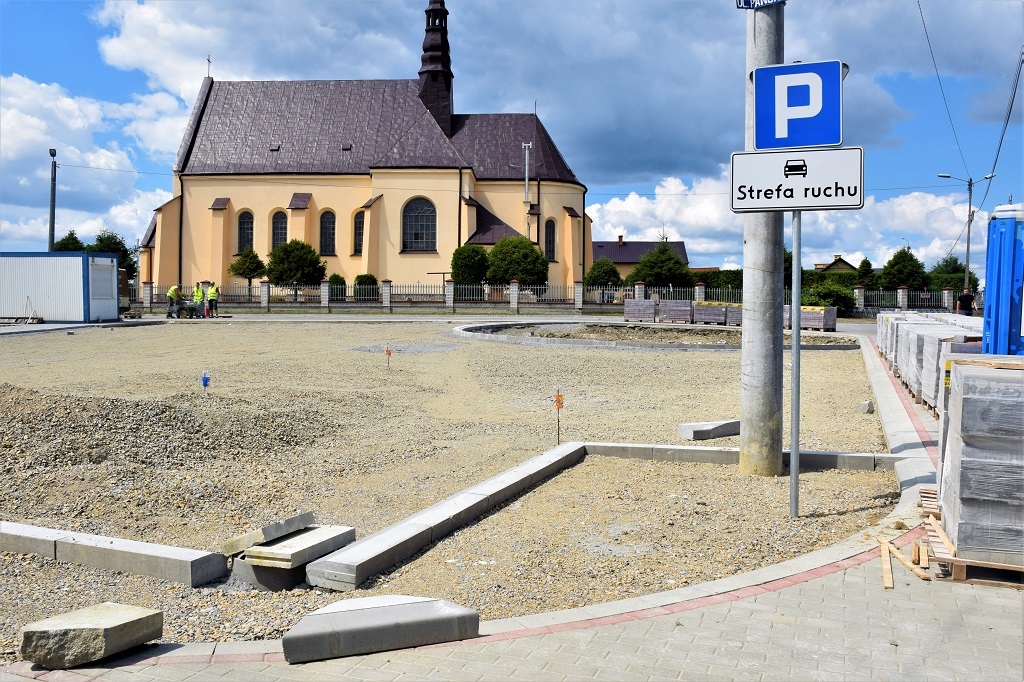 GMINA KOLBUSZOWA. Urzędnicy chwalą się drogowymi inwestycjami |ZDJĘCIA| - Zdjęcie główne