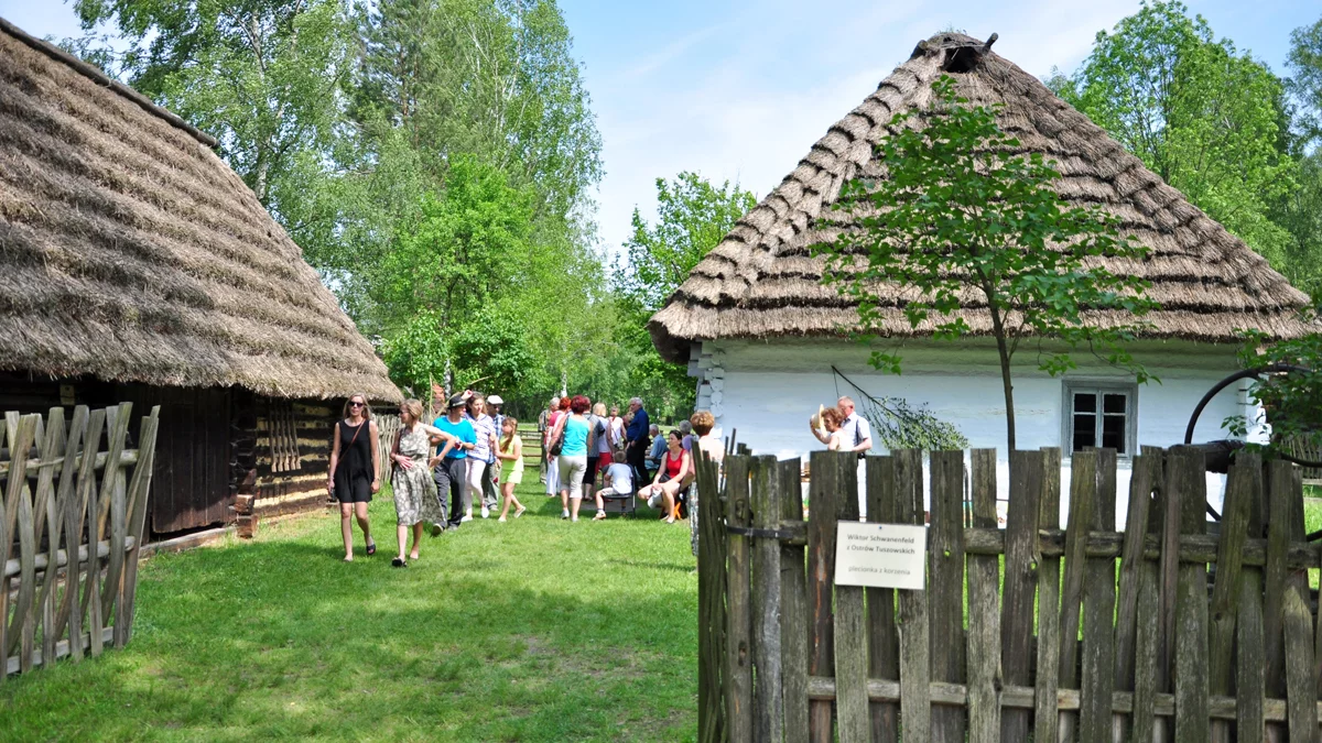 Skansen w Kolbuszowej. Przewodnik po parku etnograficznym na Podkarpaciu - Zdjęcie główne