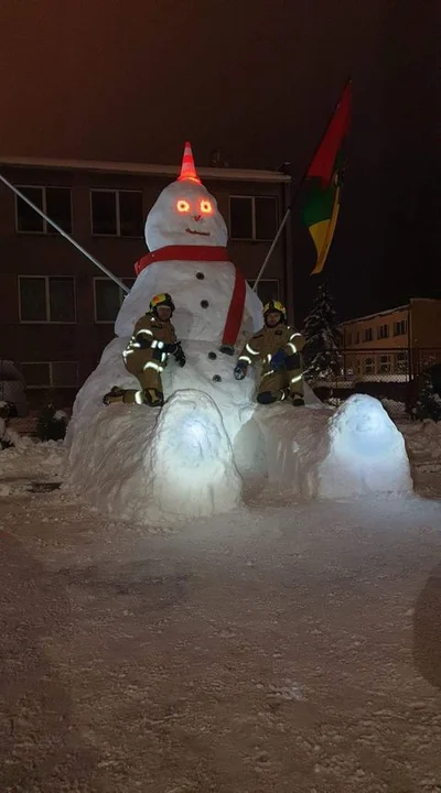 Bałwan-gigant i śnieżne cuda z Podkarpacia [ZDJĘCIA] - Zdjęcie główne