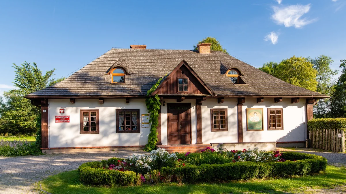 Kawiarnia w skansenie w Kolbuszowej czeka na nowego gospodarza. Niski czynsz i wyjątkowa oferta - Zdjęcie główne