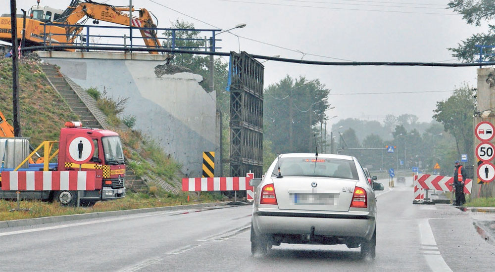 Jazda pod wiaduktem na ślepo? - Zdjęcie główne