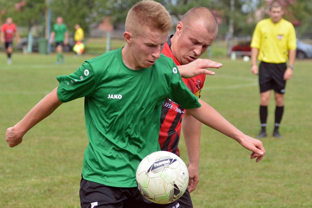 LZS Krzątka - Wielowieś Tarnobrzeg 1:5 [ZDJĘCIA] - Zdjęcie główne