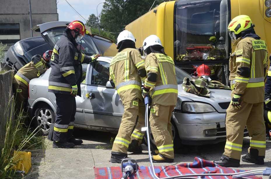 Straż walcząca z ogniem, duży wypadek - zobacz relację z ćwiczeń "Kolbuszowa 2021" [ZDJĘCIA - WIDEO] - Zdjęcie główne