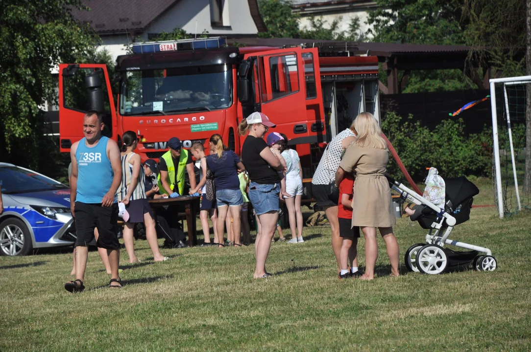 Słowiańskie rozpoczęcie wakacji na osiedlu nr 2 w Kolbuszowej [ZDJĘCIA] - Zdjęcie główne