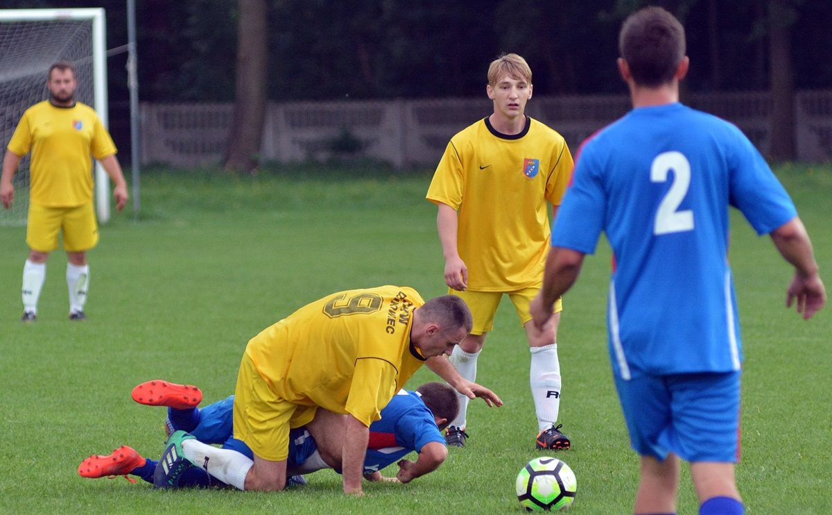 KS Dzikowiec - Kolbuszowianka 0:2 [ZDJĘCIA] - Zdjęcie główne