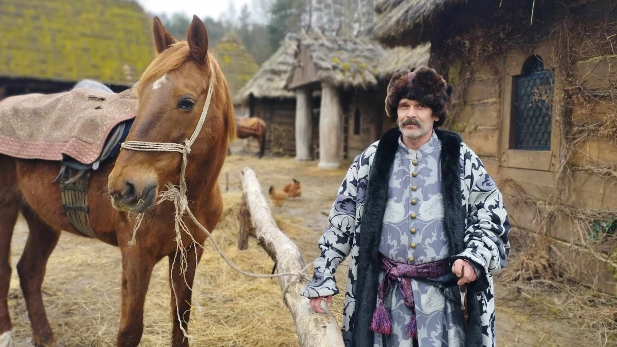 Mieszkańcy z Kolbuszowej wystąpili w serialu Netflixa "1670" nakręconym w skansenie. - To piękna, życiowa przygoda - przyznają [ZDJĘCIA] - Zdjęcie główne