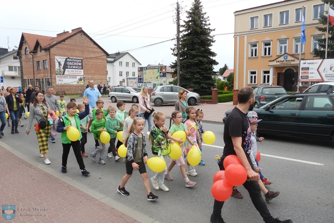 Szkoła Podstawowa nr 2 w Kolbuszowej obchodziła dzień patrona [ZDJĘCIA] - Zdjęcie główne