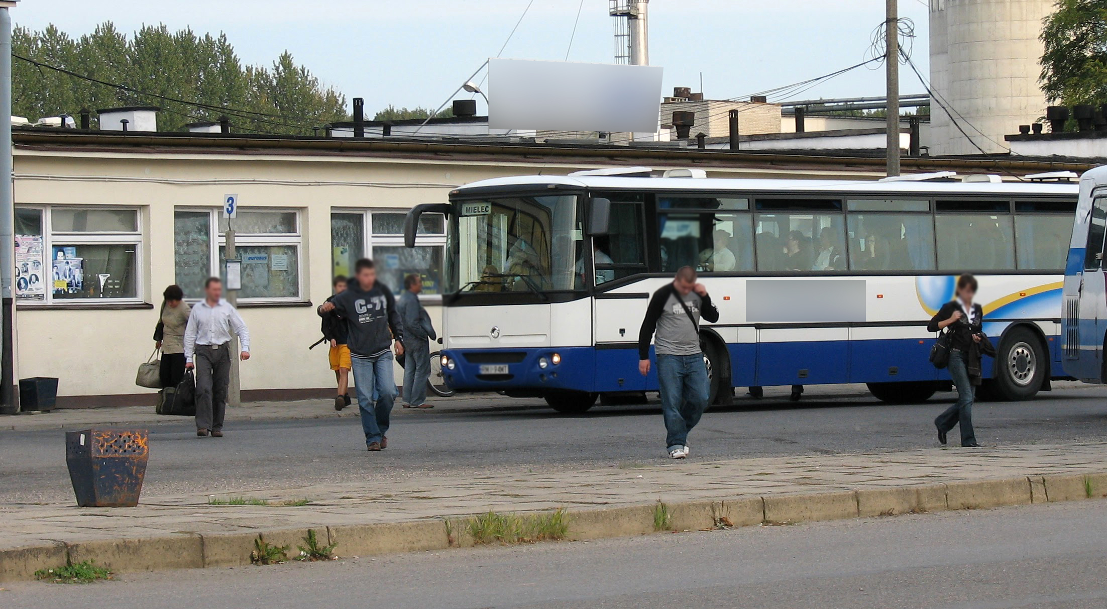 Gminy Kolbuszowa i Niwiska wspólnie uzgodniły dwie linie przejazdów autobusowych, które miałyby zostać uruchomione od września - Zdjęcie główne