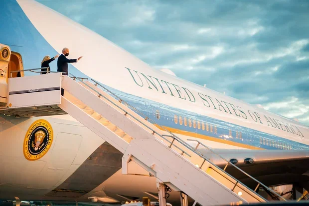 Joe Biden prezydent USA wylądował w Rzeszowie [ZDJĘCIA - WIDEO] - Zdjęcie główne
