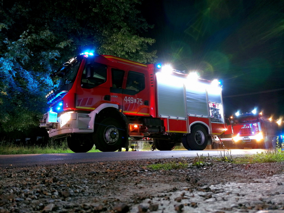 Z PODKARPACIA. Przejechał po leżącym na jezdni człowieku. Nie zdążył wyhamować - Zdjęcie główne