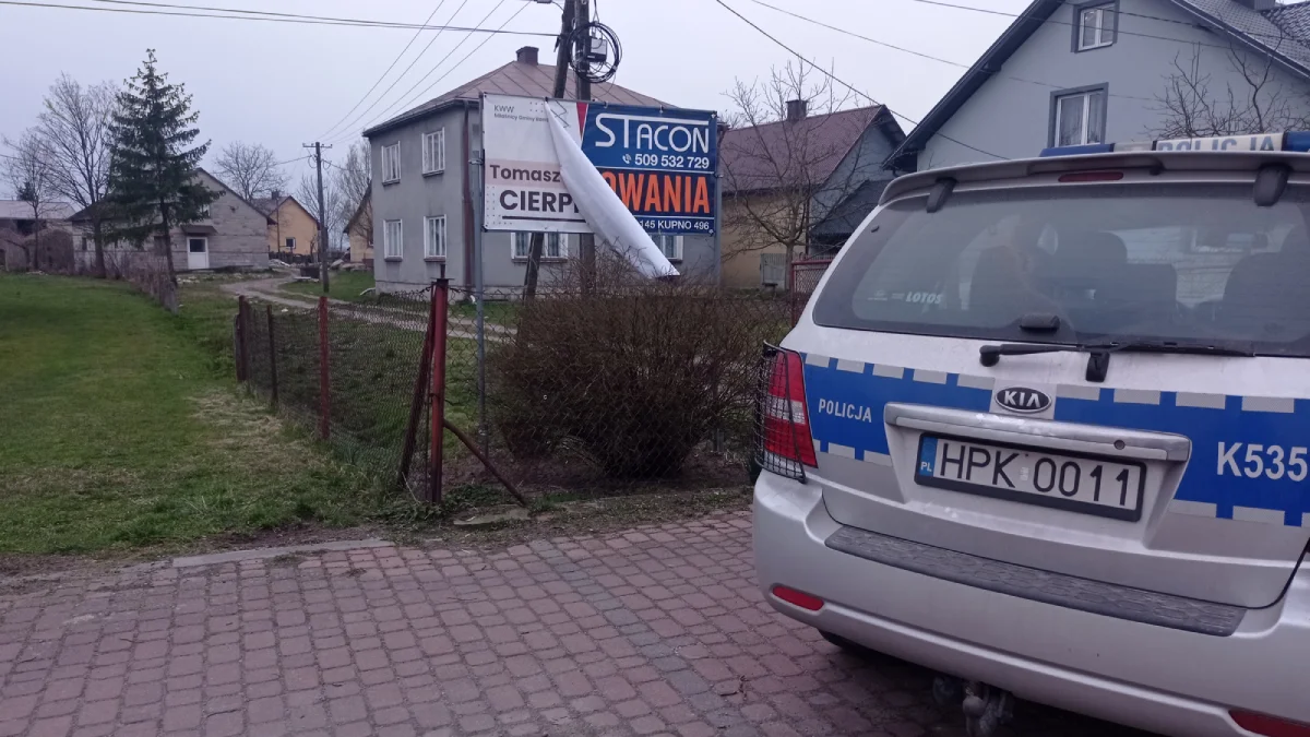 Zniszczone banery wyborcze kandydata na wójta gminy Raniżów. Sprawą zajęła się policja [ZDJĘCIA] - Zdjęcie główne
