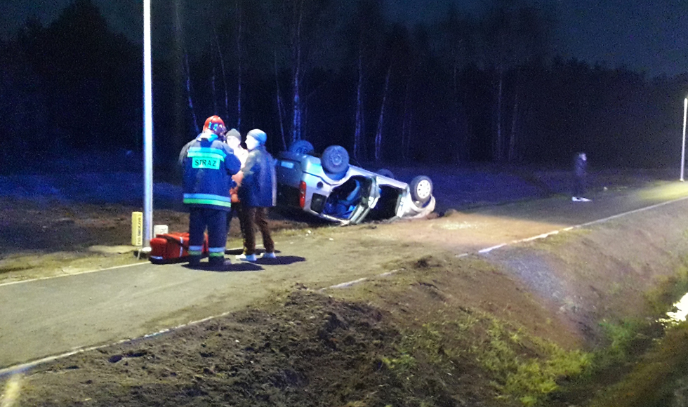 Gmina Majdan Królewski. Uderzył w forda i uciekł. Był pijany  - Zdjęcie główne