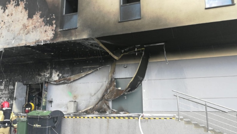 Policja o wczorajszym pożarze kolbuszowskiej galerii - Zdjęcie główne