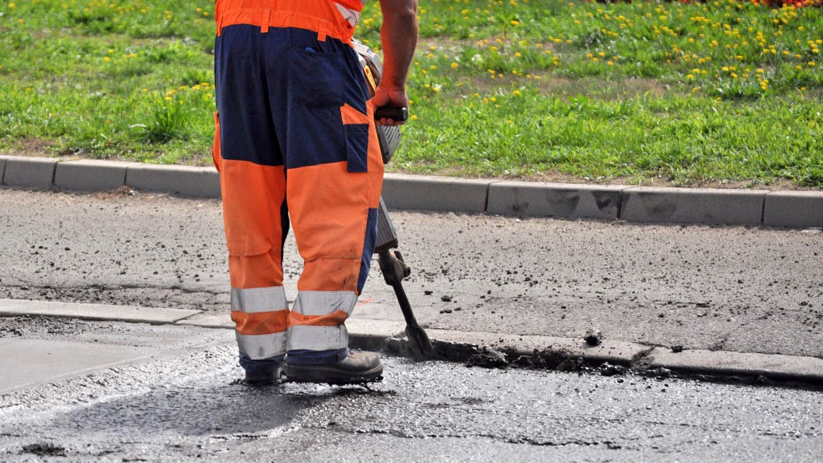 Duże utrudnienia w ruchu w Kolbuszowej. Drogowcy rozpoczynają prace na rondzie - Zdjęcie główne