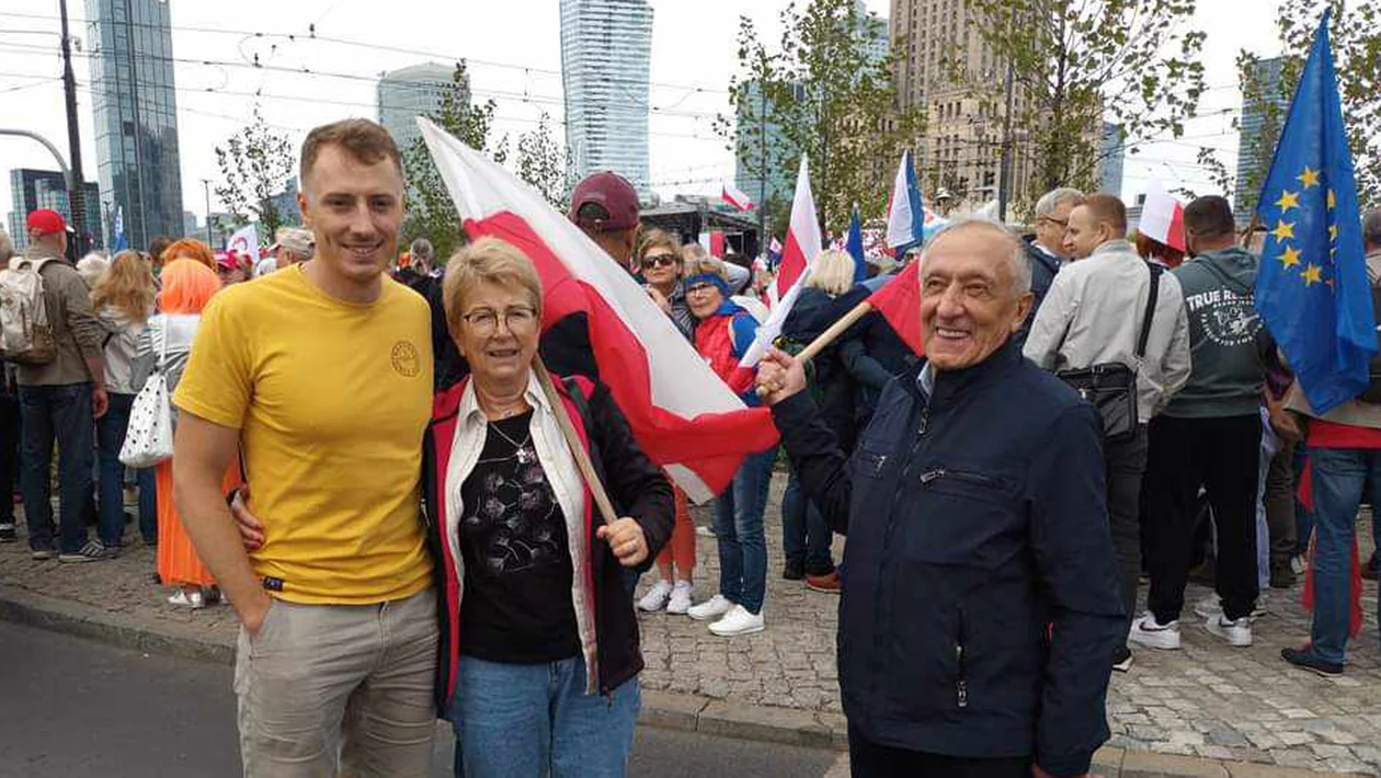 Kolbuszowianie na Marszu Miliona Serc w Warszawie [ZDJĘCIA] - Zdjęcie główne