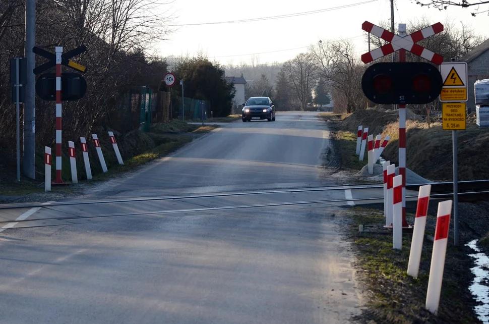 Kolbuszowscy radni chcą zmiany na przejeździe kolejowym w Wojkowie - Zdjęcie główne