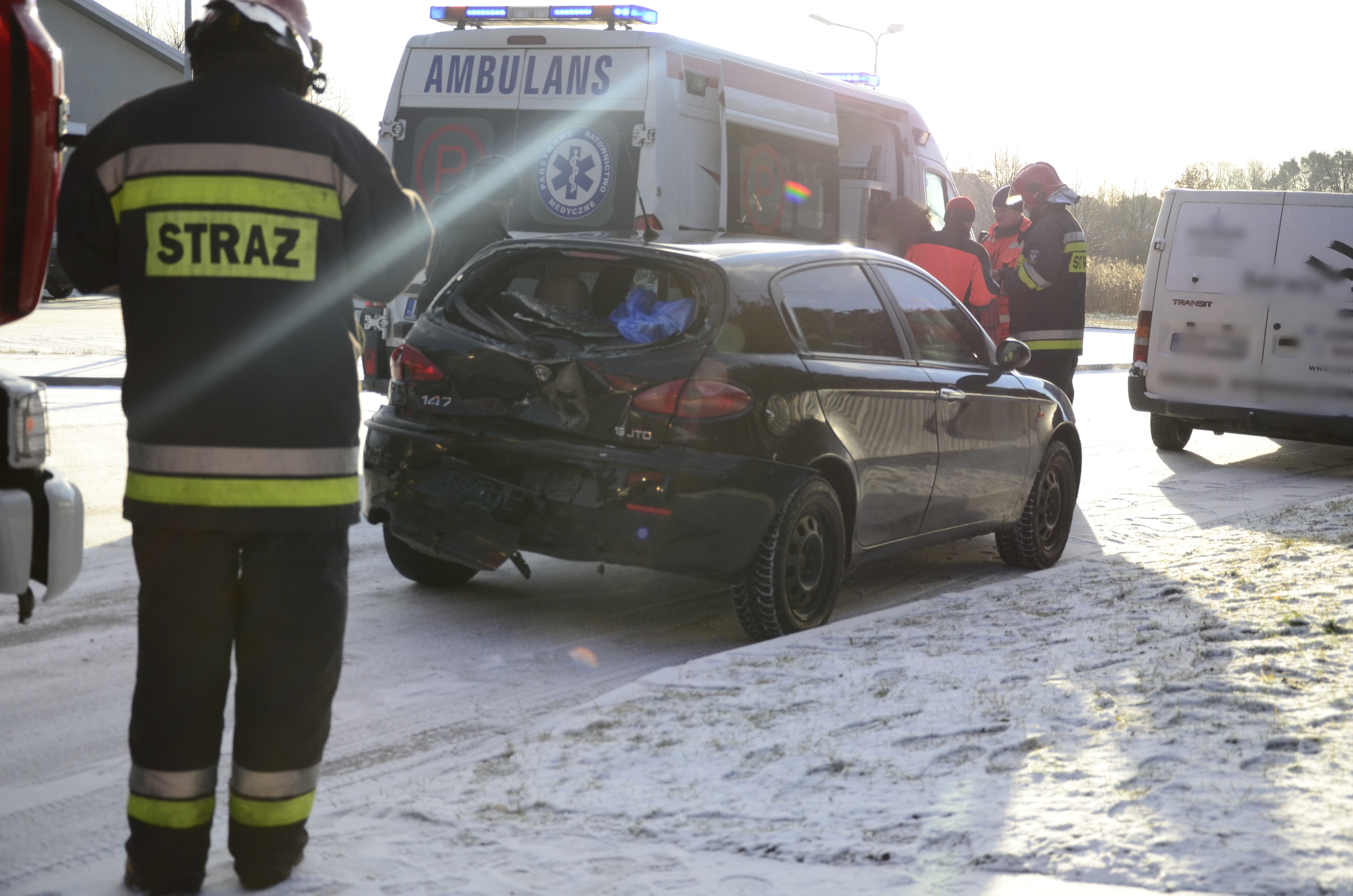 Kolizja pod Biedronką na ul. Obrońców Pokoju |ZDJĘCIA| - Zdjęcie główne