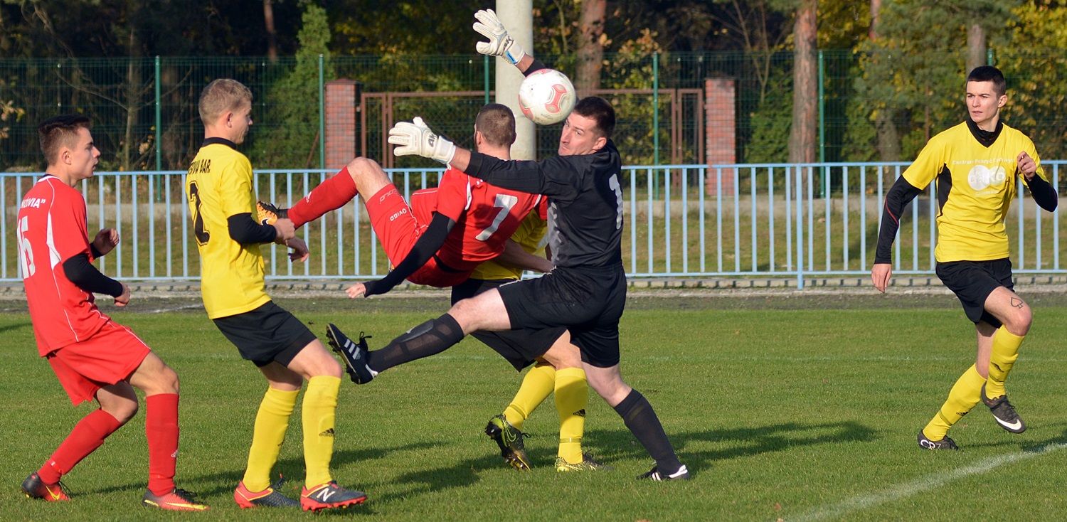 Raniżovia - Ostrovia 3:1 [ZDJĘCIA] - Zdjęcie główne