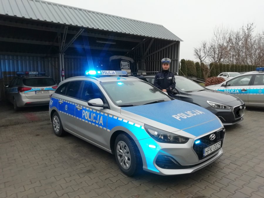 Kolbuszowscy policjanci mają nowy wóz - Zdjęcie główne