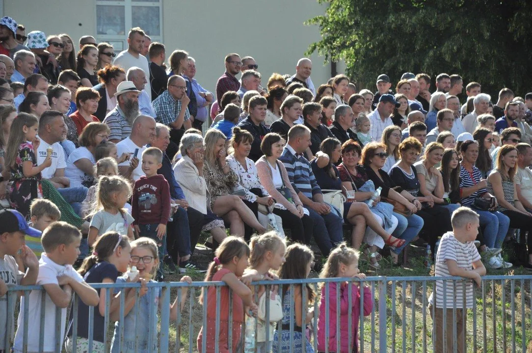 Tłumy mieszkańców podziwiało zmagania podczas Turnieju Sołtysów w Raniżowie [ZDJĘCIA] - Zdjęcie główne