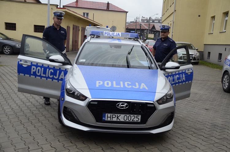 Dzień z życia kolbuszowskiego policjanta [FOTO] - Zdjęcie główne