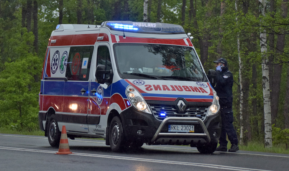 Wypadek na trasie Kolbuszowa - Niwiska. Wezwano śmigłowiec - Zdjęcie główne