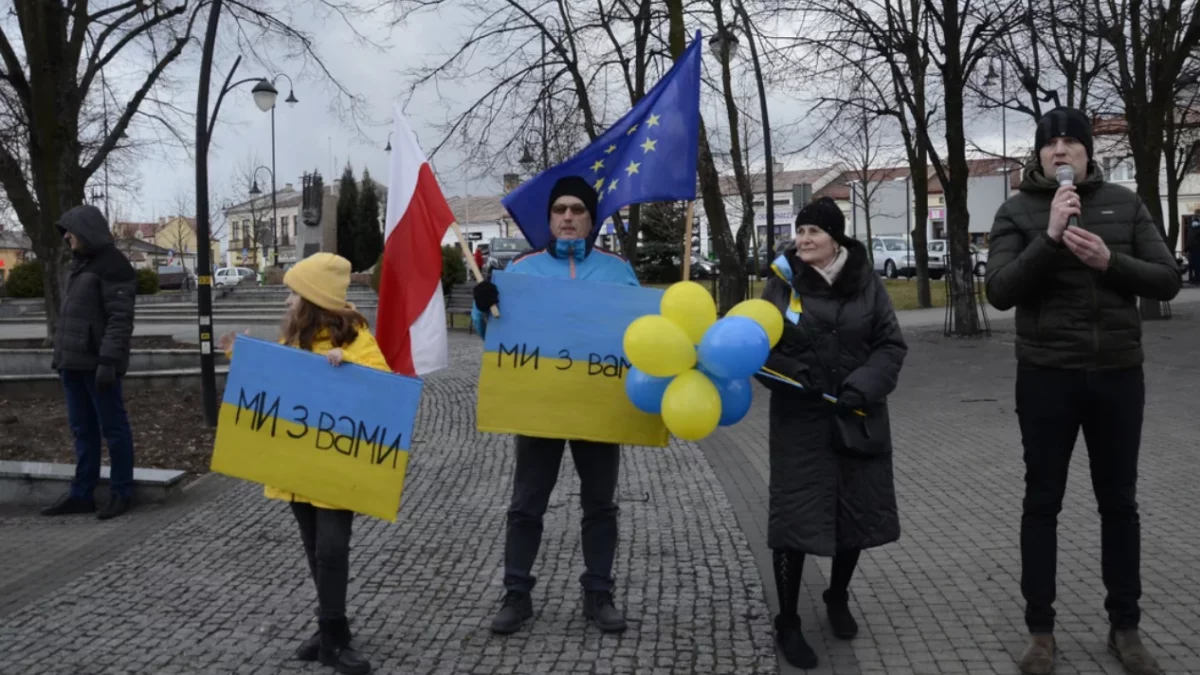 Trzecia rocznica wybuchu wojny na Ukrainie. Atak Rosji wpłynął również na życie mieszkańców Kolbuszowej i okolic - Zdjęcie główne