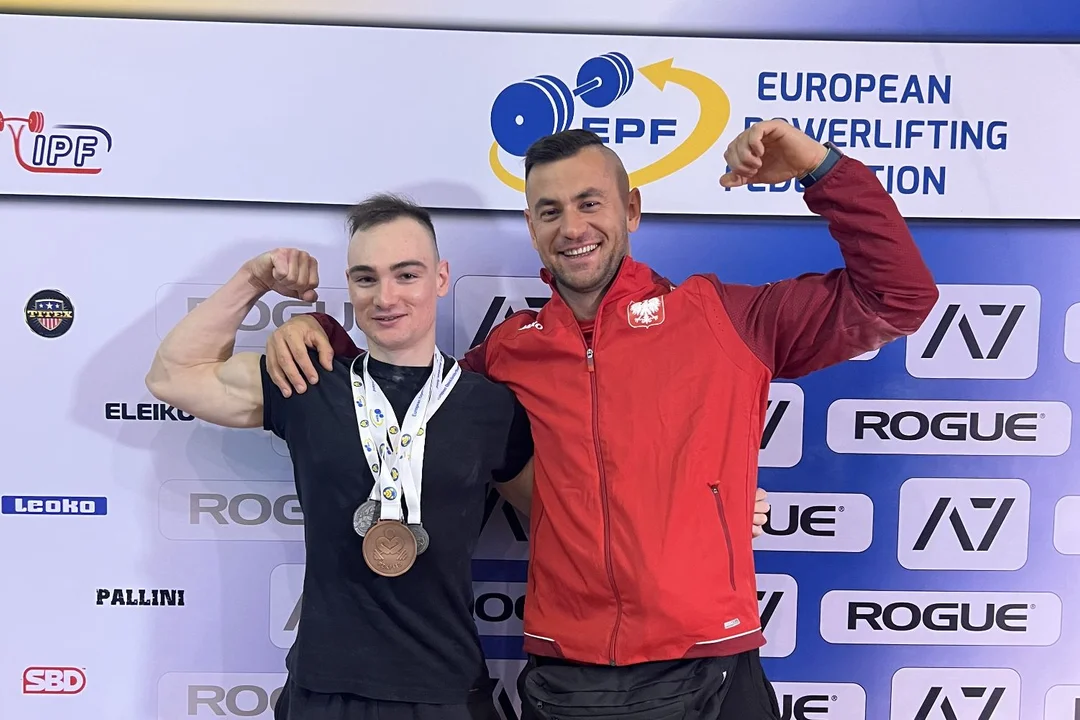Hubert Zaręba z medalami mistrzostw Europy - Zdjęcie główne