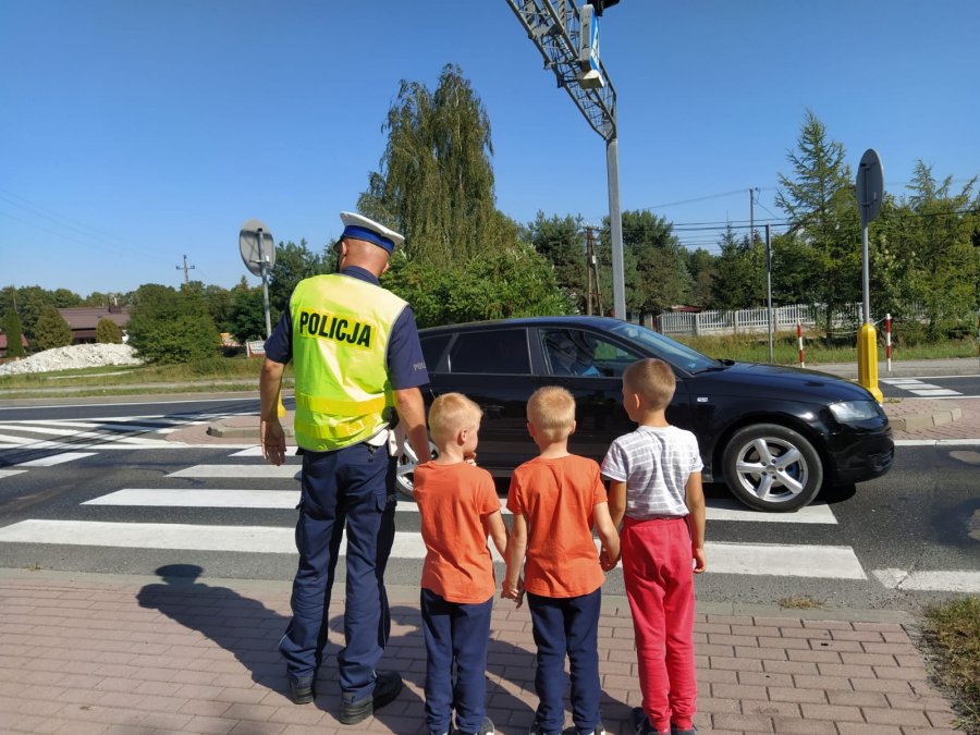 Bezpieczeństwo dzieci - policja w akcji "Świeć przykładem" [FOTO] - Zdjęcie główne