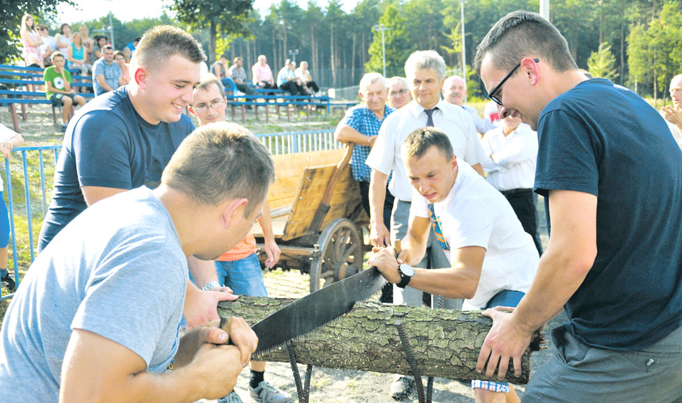 Turniej sołtysów z bykiem - Zdjęcie główne