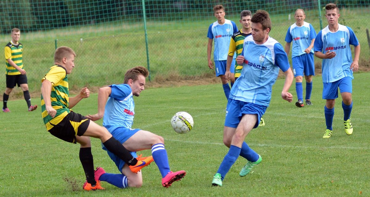 Wilga Widełka - Błękitni Siedlanka 0:0 [ZDJĘCIA] - Zdjęcie główne