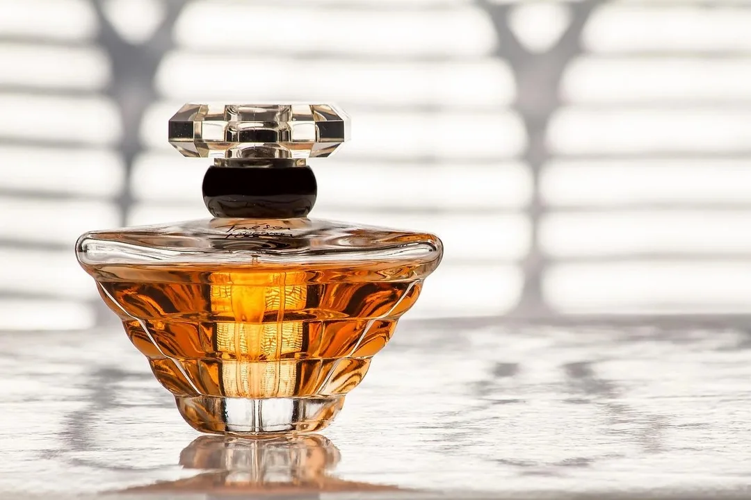 Jakie są najpopularniejsze składniki perfum? - Zdjęcie główne