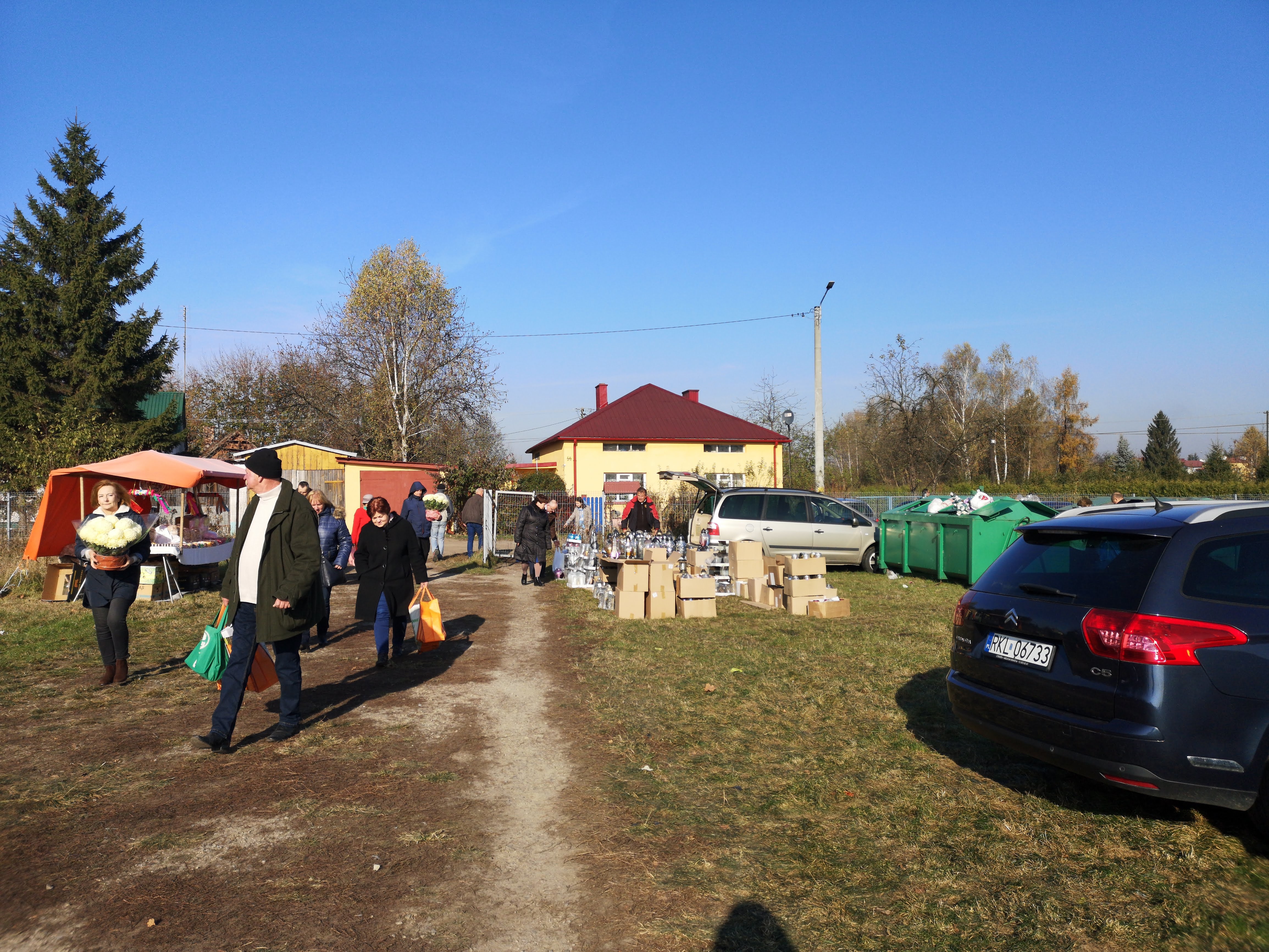 KOLBUSZOWA. Dzisiaj dzień Wszystkich Świętych |ZDJĘCIA|  - Zdjęcie główne