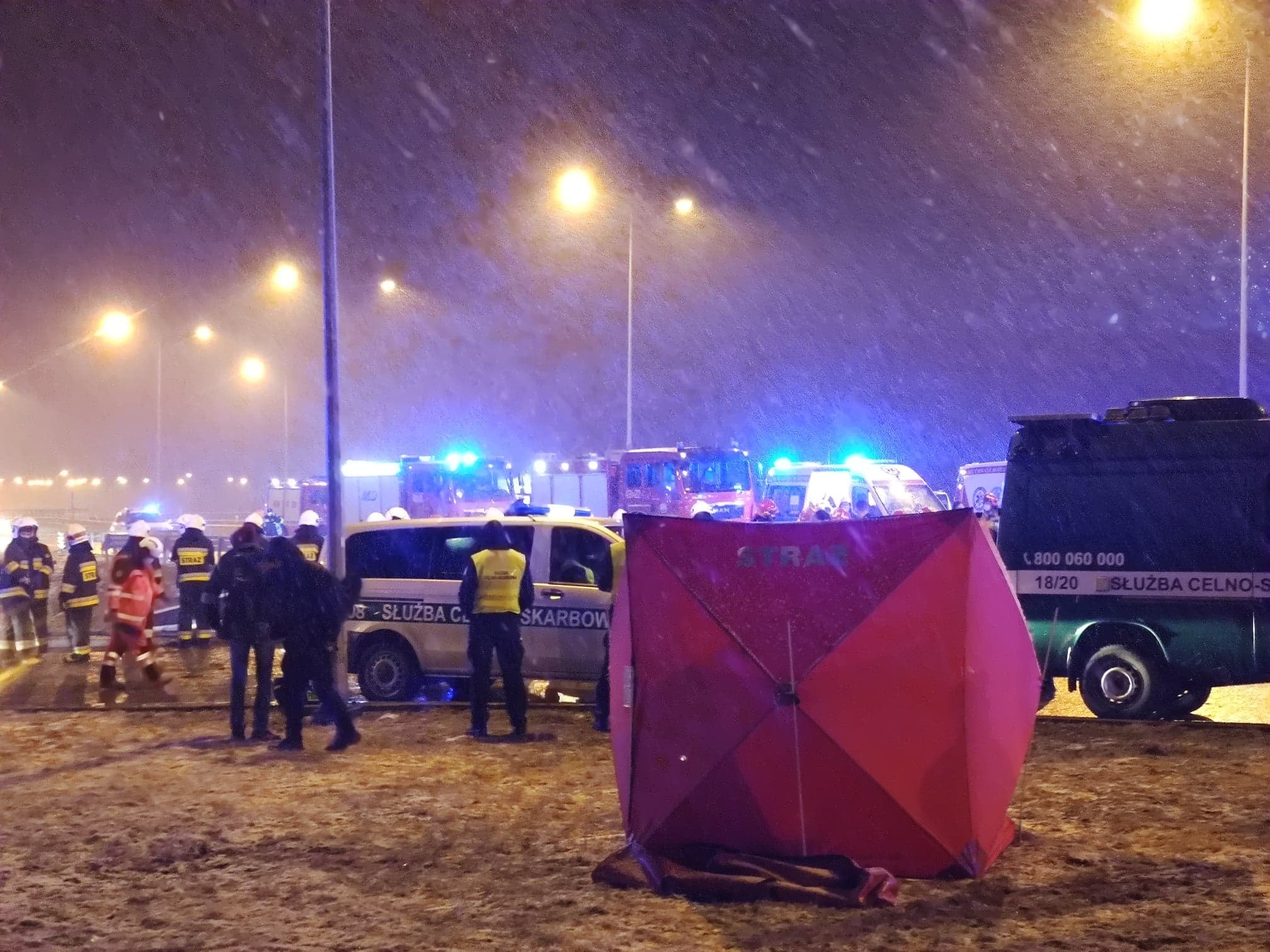 Zdjęcia z miejsca wypadku na autostradzie A4