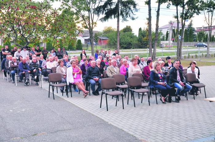 GMINA CMOLAS: Zamiast wydobyć chce zasypać złoża w Hadykówce - Zdjęcie główne