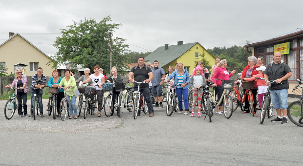 Modlitewny peleton - Zdjęcie główne