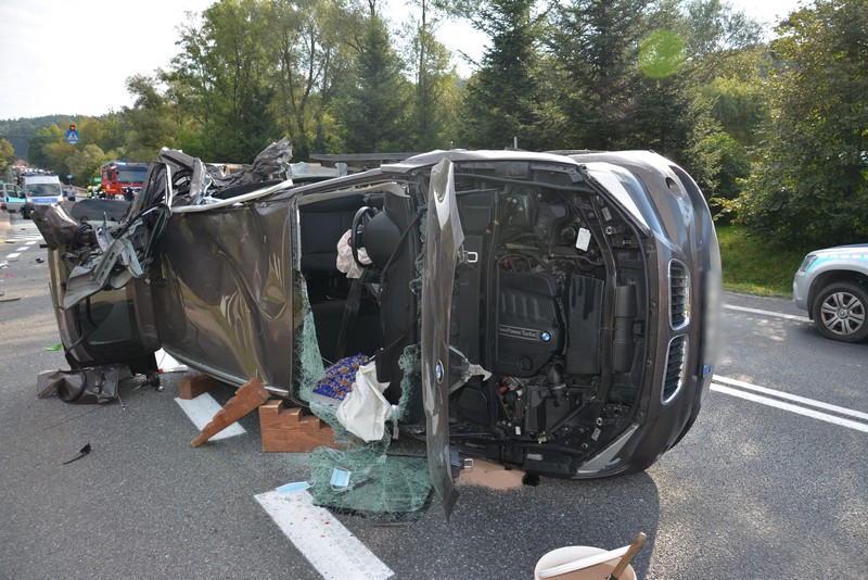 Podkarpacie. Makabryczny wypadek. Trzy osoby w szpitalu - Zdjęcie główne