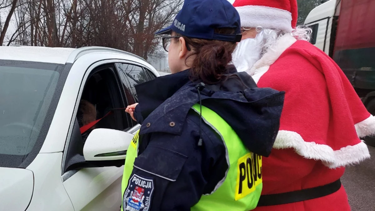 Policja radzi na święta. Bez tego nie wychodź nawet z domu... - Zdjęcie główne