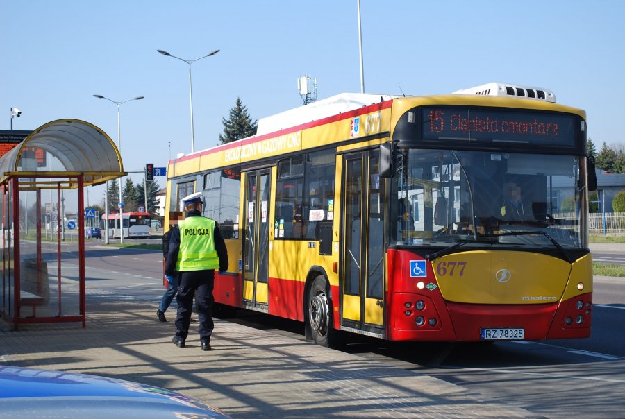 Kontrole sanepidu i policji w Rzeszowie  - Zdjęcie główne